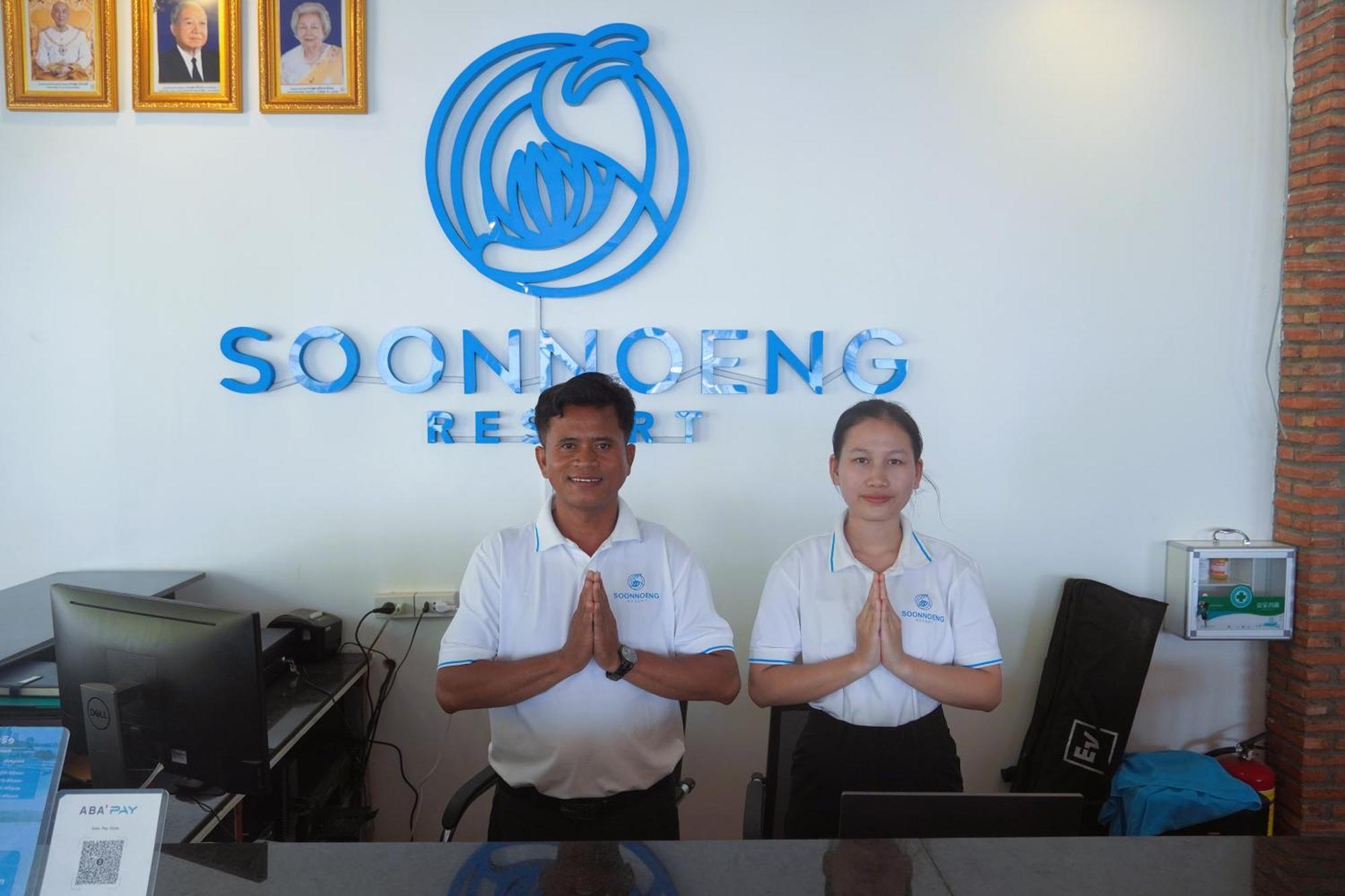 Soonnoeng Resort Koh Rong Sanloem Bagian luar foto